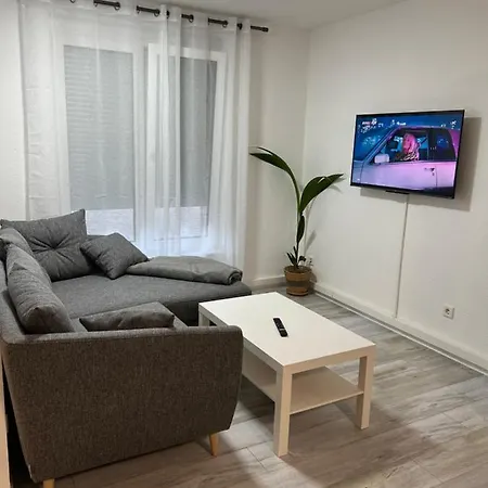 Apartment Deniz's Serviced Apartment. Niederaula