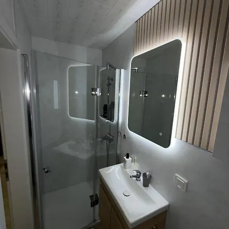Deniz's Serviced Apartment. * Niederaula